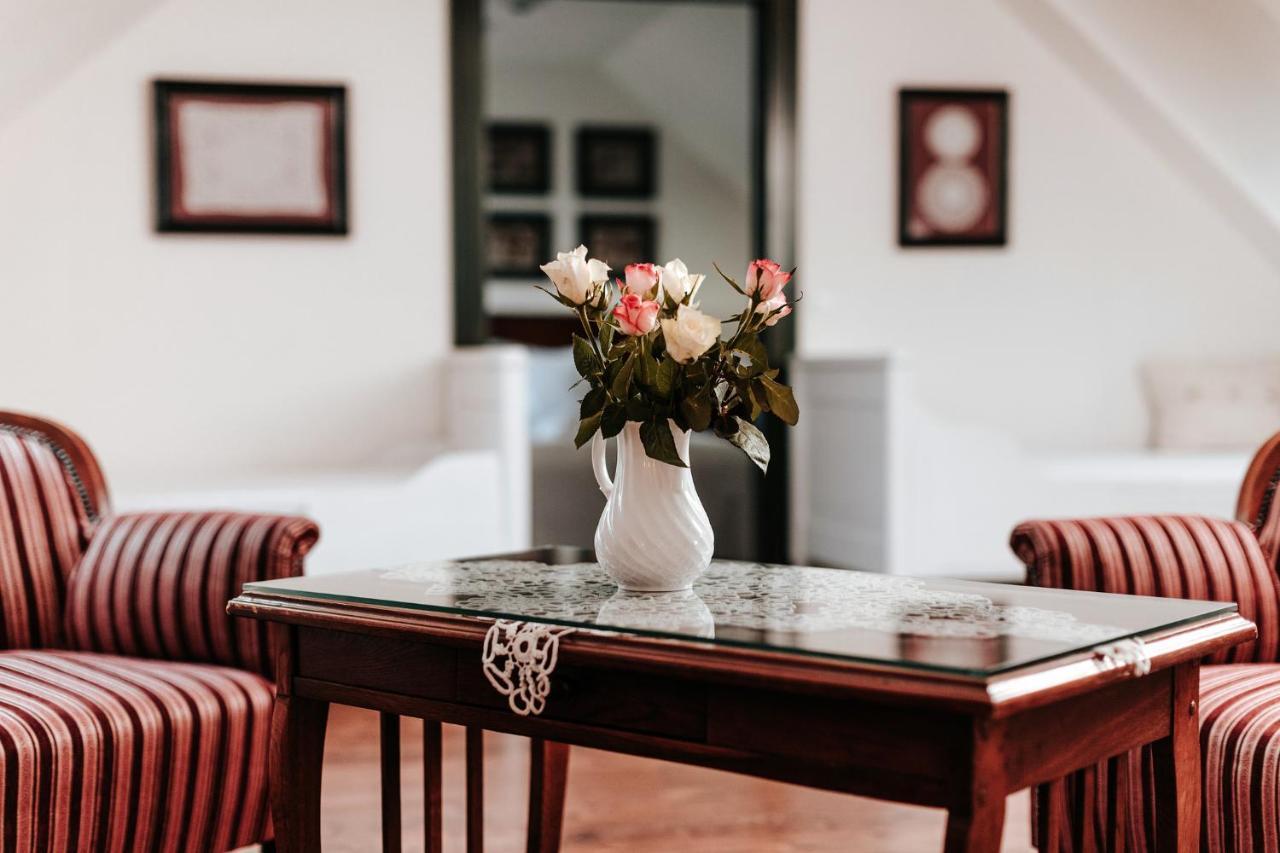 Kosbor Panzio Bed & Breakfast Magyarszombatfa Dış mekan fotoğraf