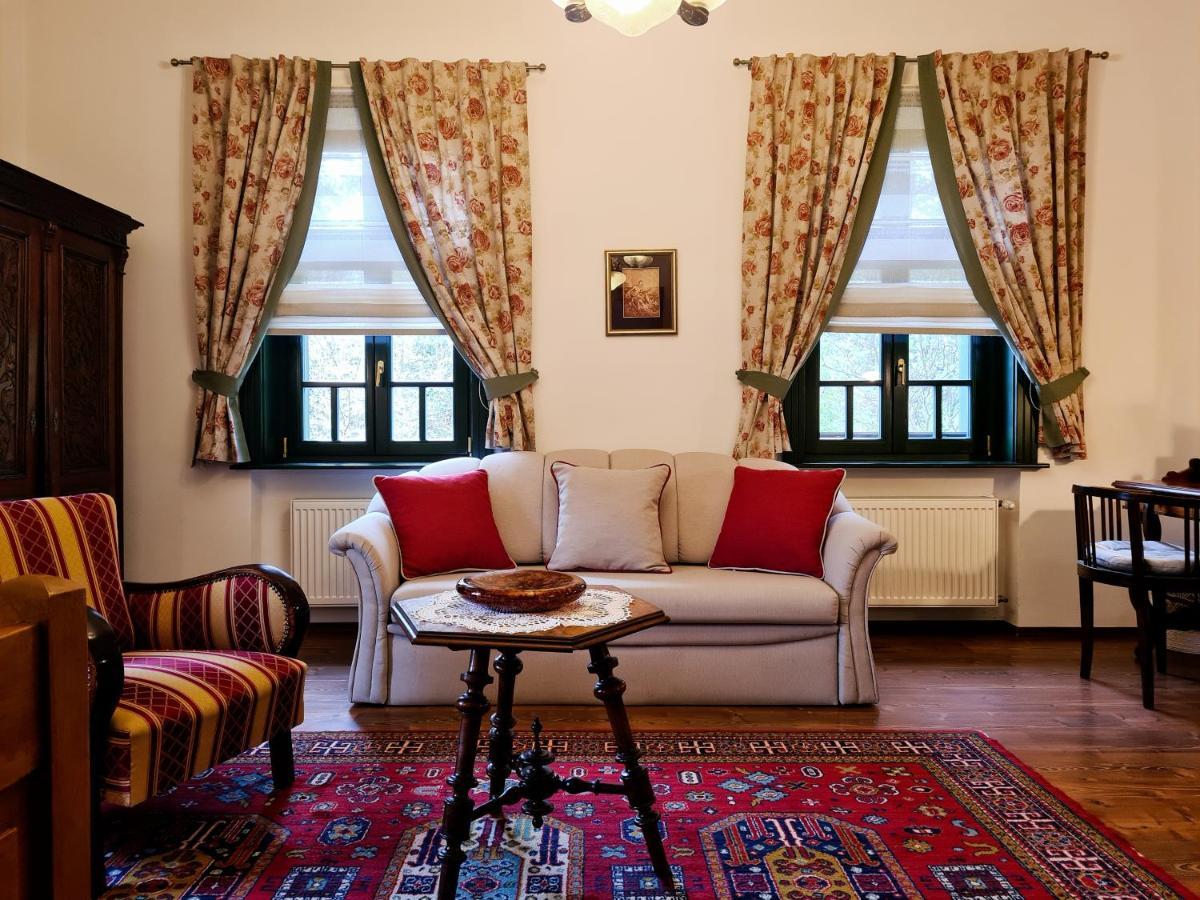 Kosbor Panzio Bed & Breakfast Magyarszombatfa Dış mekan fotoğraf
