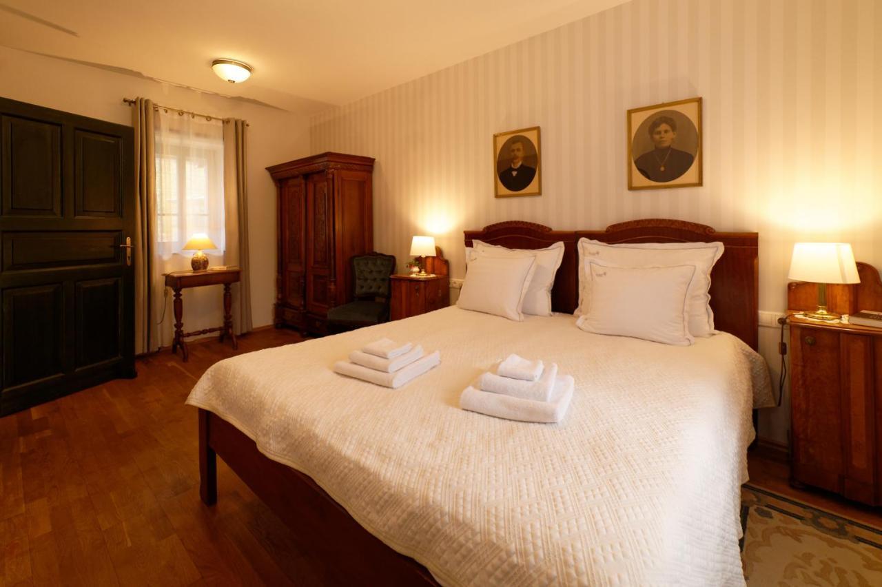 Kosbor Panzio Bed & Breakfast Magyarszombatfa Dış mekan fotoğraf