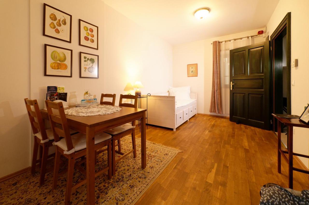 Kosbor Panzio Bed & Breakfast Magyarszombatfa Dış mekan fotoğraf